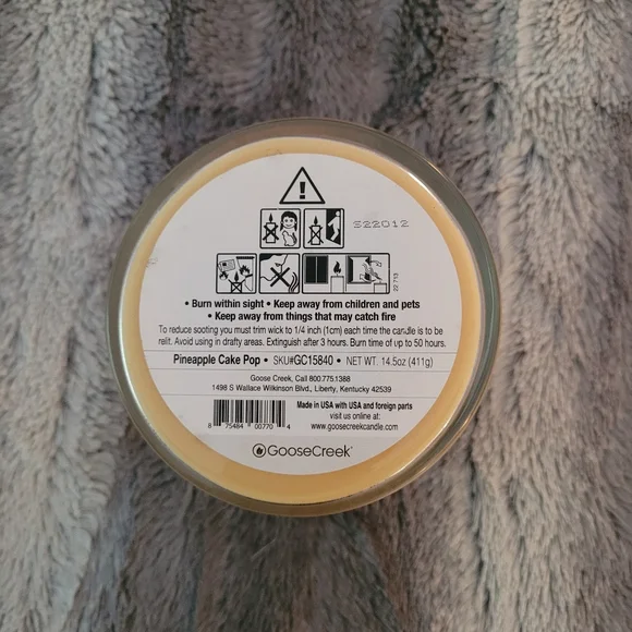 Goose Creek Candle Pineapple Cake pop - Picture 2 of 3